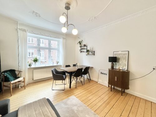 L&oslash;kkegade 8, 1. th., 9000 Aalborg