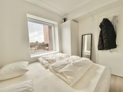 Sams&oslash;gade 82, 2. 9, 9000 Aalborg