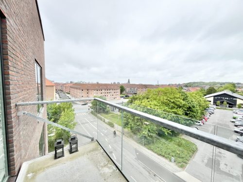 Sams&oslash;gade 82, 3. 2 , 9000 Aalborg