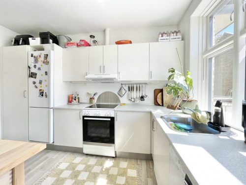 &Oslash;sterbro 46, 1. tv, 9000 Aalborg
