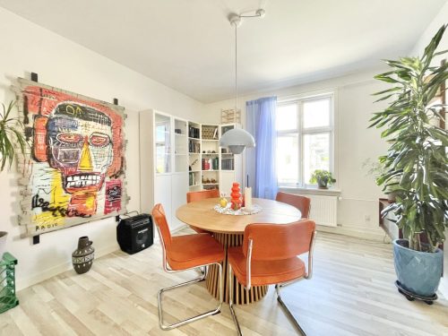 &Oslash;sterbro 46, 1. tv, 9000 Aalborg