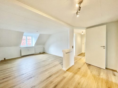 &Oslash;sterbro 46, 3. tv, 9000 Aalborg